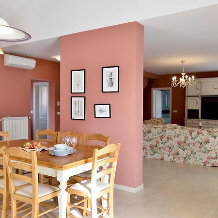Villas Vilanija Ουμάγκ Εξωτερικό φωτογραφία