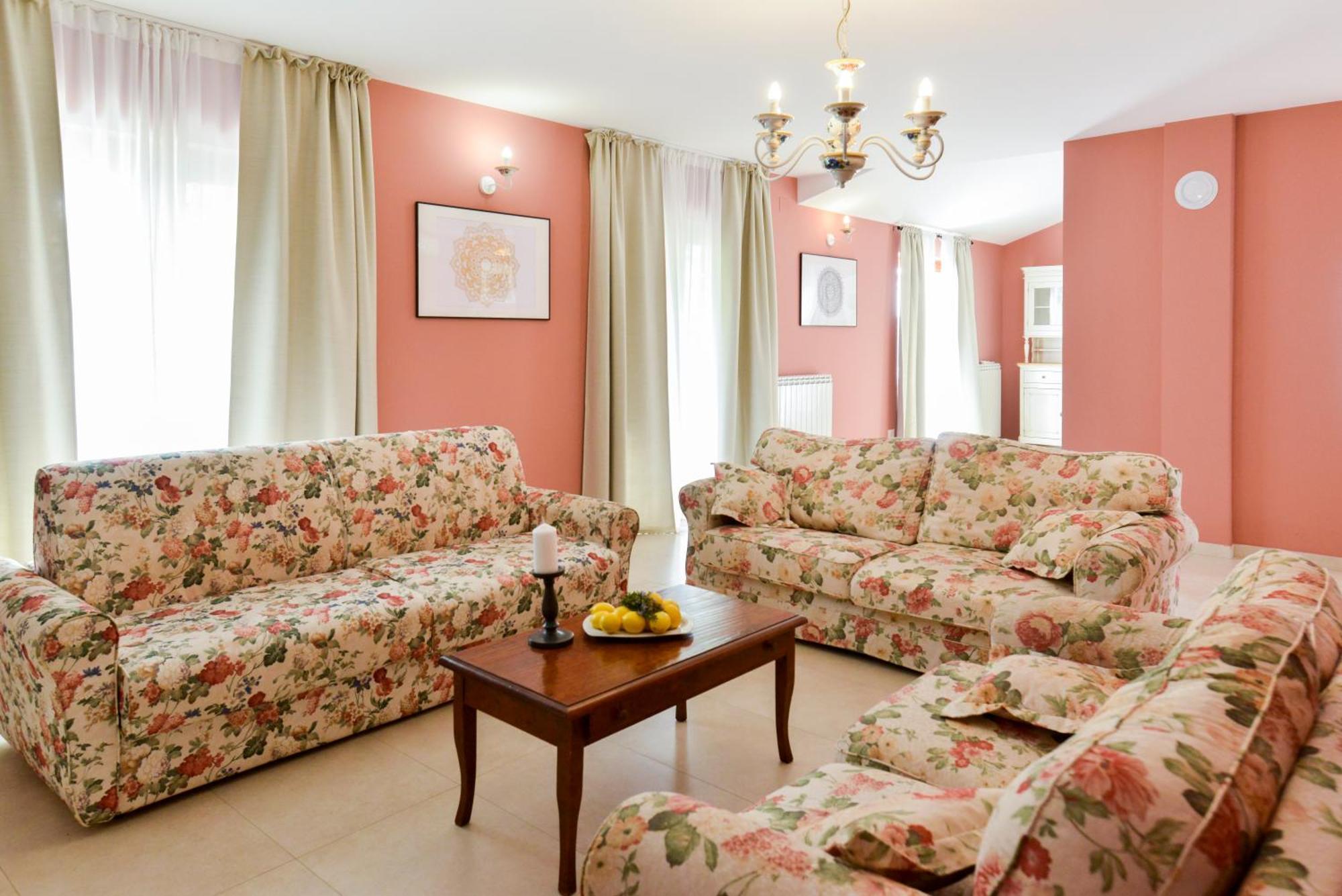 Villas Vilanija Ουμάγκ Εξωτερικό φωτογραφία